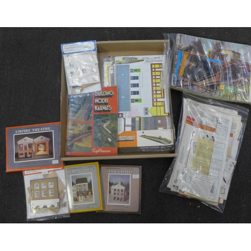 733 - Sixteen model rail catalogues and maintenance instruction leaflet, model rail 00 buildings kits and ... 