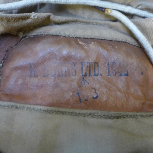 753 - A WWII military Special Forces rucksack made by R. Burns Ltd., 1942