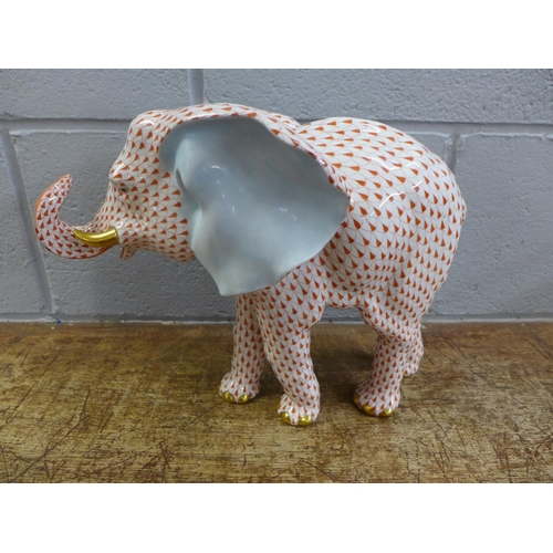 787 - A Herend Hungary model of an African elephant, 25.5cm