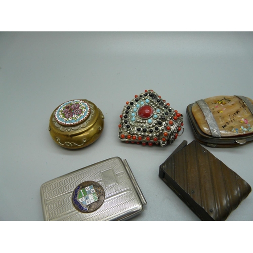 891 - Vesta cases, pill boxes including one enamelled marked 'Accept Love', a scent bottle, etc.