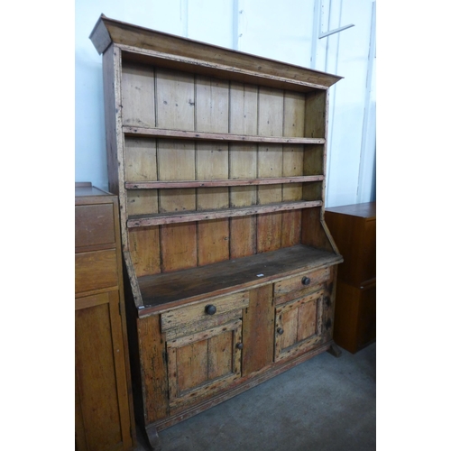 123 - A Victorian style pine dresser