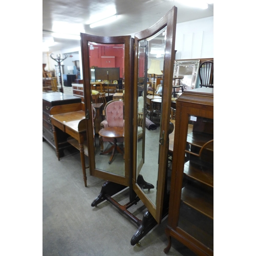 171 - A mahogany cheval mirror