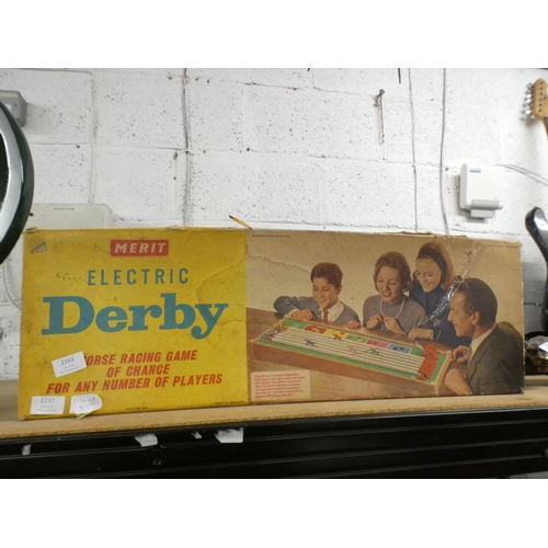 2163 - Vintage Merit electric Derby horseracing board game in original box