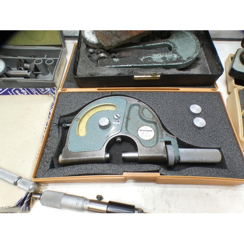 2188 - Approx. 15 micrometers and gauges