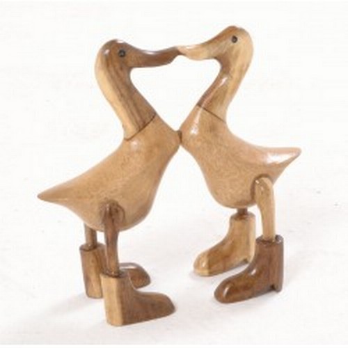 1416 - A pair of hand crafted wooden kissing ducks, H 25cms (DCK0613)   #