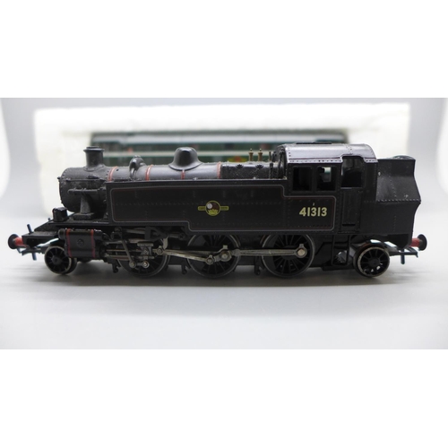 618 - Airfix and Bachmann 00 gauge locomotives