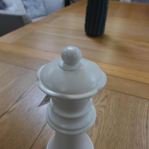 1569 - A white ceramic queen chess piece, H 30cms (FPC2309)   #