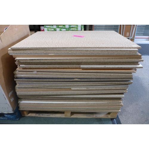 3110 - A pallet of MDF boards (mixed thickness)