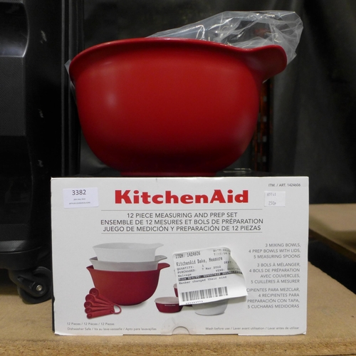 3382 - KitchenAid Measure & Prep Set  (250A -245)  * This lot is subject to vat