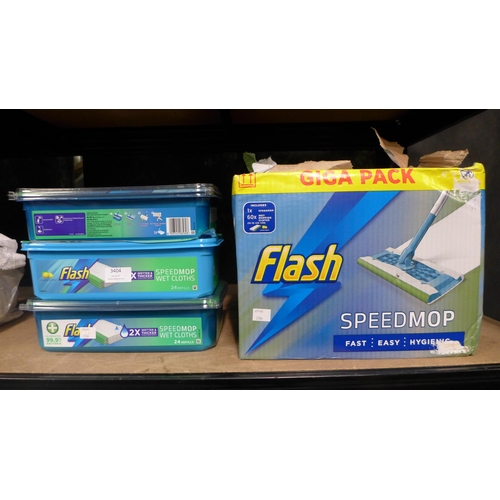 3404 - Flash Speedmop Starter Kit & Refills    (250A -391,392)  * This lot is subject to vat