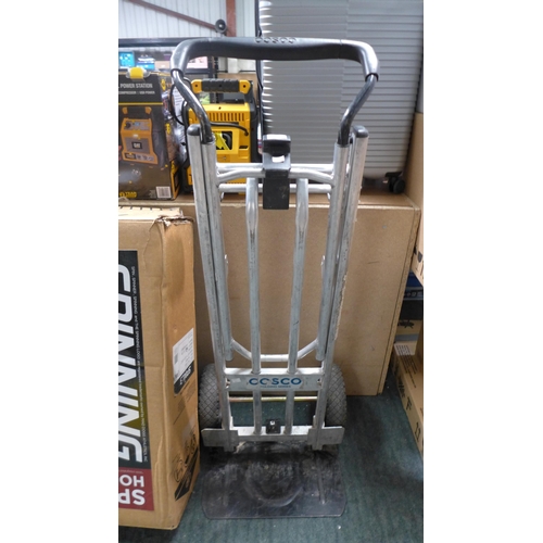 3408 - Cosco 3 In 1 Hand Truck    (250A -9)  * This lot is subject to vat