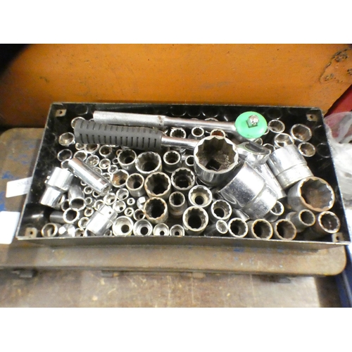 2041 - Elora socket set and approx 100 mixed and wrenches