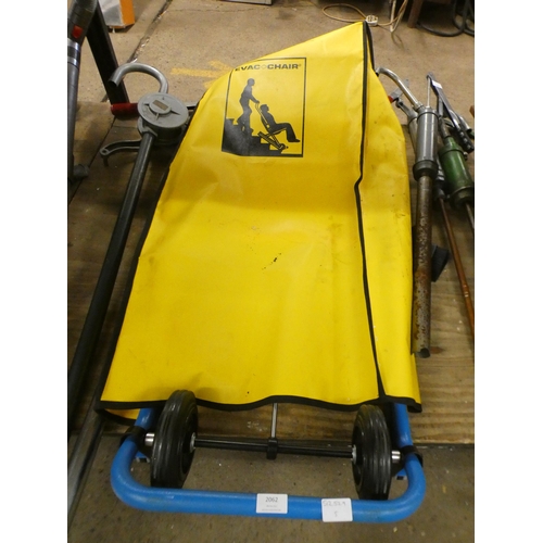 2062 - Folding emergency evacuation/lifting stair climbing chair with cover