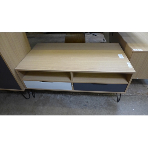 1711 - A Rainby coffee table