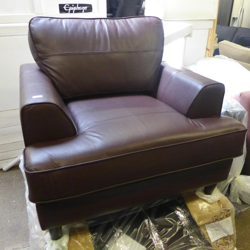 1470 - A Camden-flex dollaro chestnut leather standard chair with banquette footstool