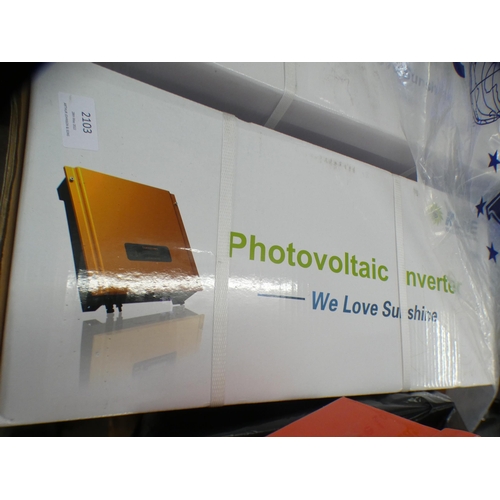 2102 - Boxed, unused 3kw Sunteams photovoltaic inverter - W