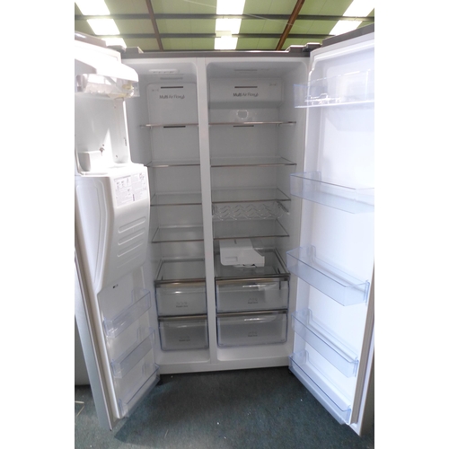 3049 - Hisense Side-By-Side Stainless Steel Fridge Freezer (Model: RS694N4IIF) (4110-24)   Original RRP £66... 