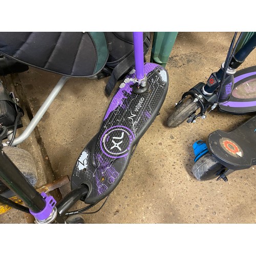 2317 - 3 Electric scooters: 2 Razor and 1 Wired, with batteries - no chargers - Police repossession