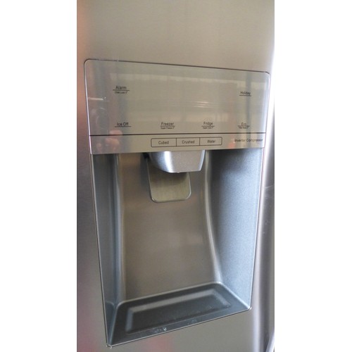 3050 - Hisense Side-By-Side Stainless Steel Fridge Freezer (Model: RS694N4IIF) (4110-25)   Original RRP £66... 