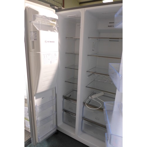 3050 - Hisense Side-By-Side Stainless Steel Fridge Freezer (Model: RS694N4IIF) (4110-25)   Original RRP £66... 