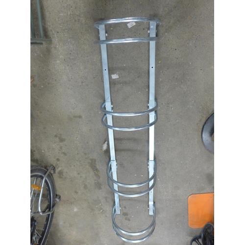 2322 - 4 Space metal bike stand