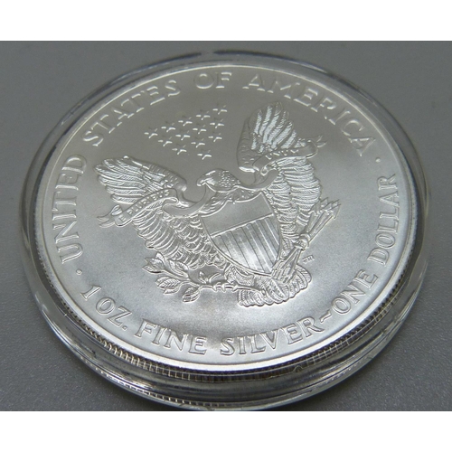 1039 - A USA 1oz fine silver one dollar coin, 1995