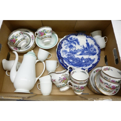 1078 - Paragon Tree of Kashmir tea ware, a coffee service, pot a/f and three plates **PLEASE NOTE THIS LOT ... 