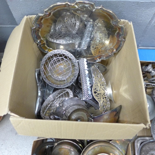 1091 - A large collection of silver plated items and other metal ware, (four boxes) **PLEASE NOTE THIS LOT ... 