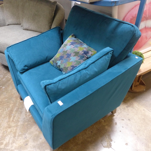 1504 - A teal velvet loveseat