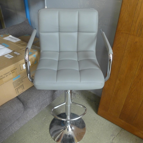 1670 - A grey leather and chrome bar stool