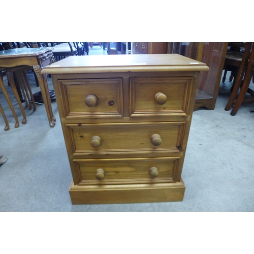 179 - A small pine chest of drawers