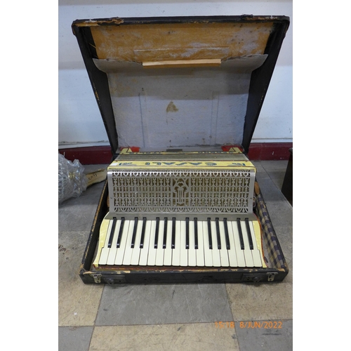 397 - A cased Italian Casali piano accordian