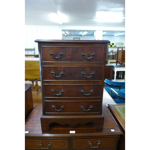 97 - A small mahogany chest of drawers