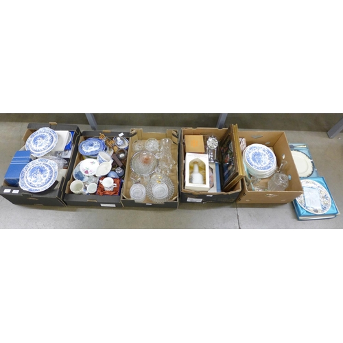 1065 - Wedgwood Jasperware, Wade whisky decanter, Willow pattern china and other assorted china and glass (... 