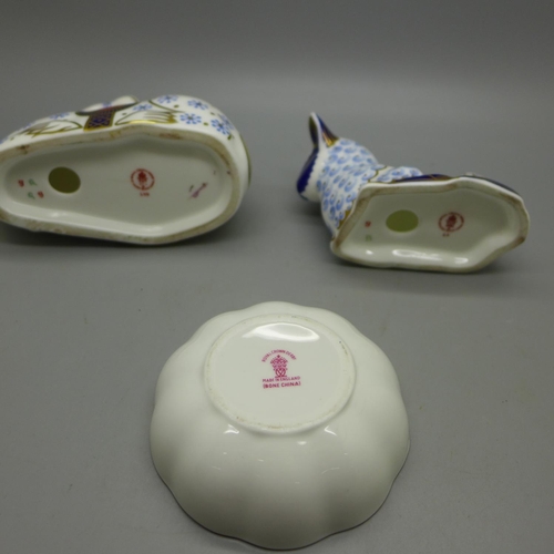 639 - Two Royal Crown Derby paperweights, a horse and a lamb, lacking stoppers and a trinket dish