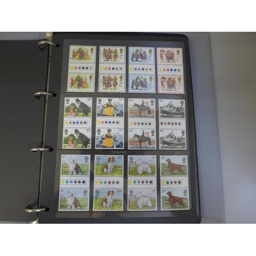 700 - Stamps - GB  Gutter panel (including traffic light) - loose stamps and on fdc's, face alone exceeds ... 