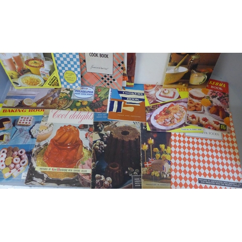 727 - 1950's/1960's cookery books and leaflets