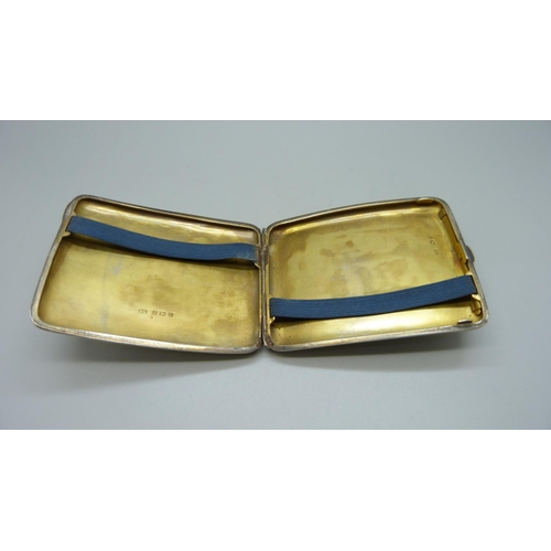 842 - A silver cigarette case, 133g