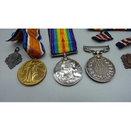 903 - A For Bravery in the Field set of three WWI medals to 26667 Pte. F Dalling I/G GDS with three Long D... 