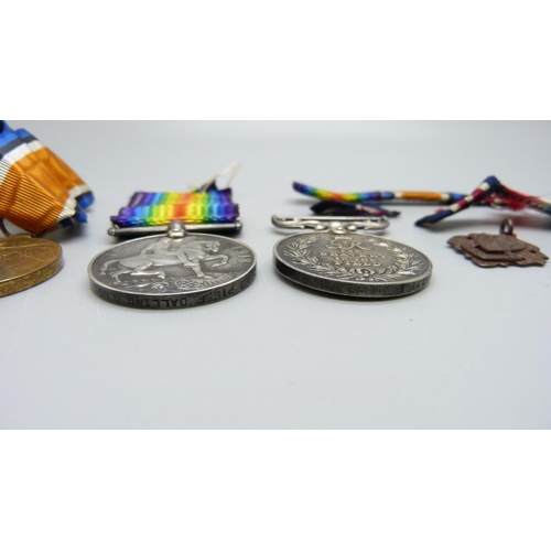 903 - A For Bravery in the Field set of three WWI medals to 26667 Pte. F Dalling I/G GDS with three Long D... 