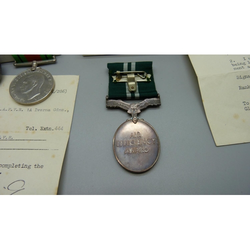 939 - An unusual pair of Air Efficiency Award medals to 2651058 Sgt. GWG Sibley RAF VR and 2664212 Cpl JG ... 