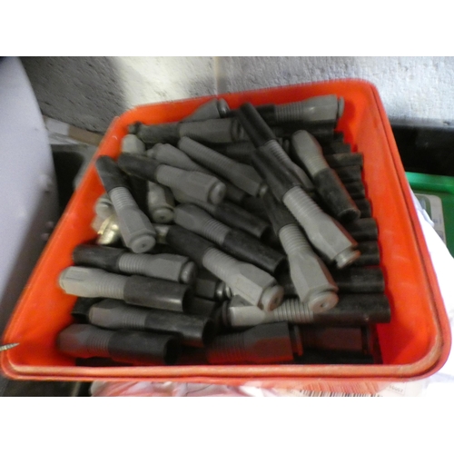 2213 - Large tub of press pump parts