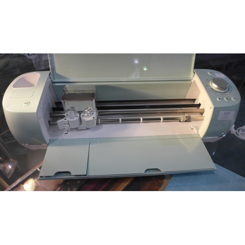 3107 - Cricut Maker Cut Smart 2 Cutting Machine  , Original RRP £259.99 + vat(251-204)    * This lot is sub... 