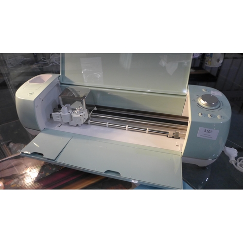 3107 - Cricut Maker Cut Smart 2 Cutting Machine  , Original RRP £259.99 + vat(251-204)    * This lot is sub... 