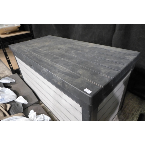 3297 - Keter Duo-tech Deck Storage Box     (250A -138)  * This lot is subject to vat