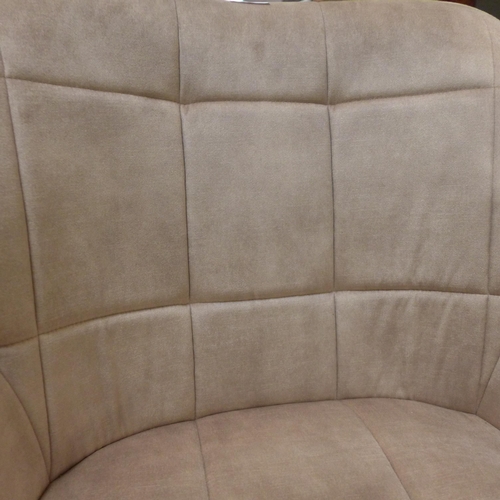 1499 - A Champagne velvet small armchair