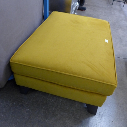 1530 - A mustang velvet footstool