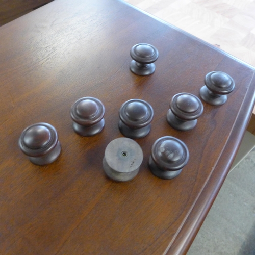 1638 - A hardwood two over three chest of drawers