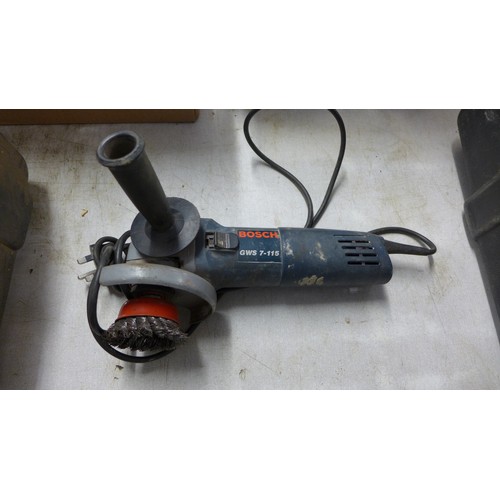 2154 - Bosch angle grinder, Workzone reticulating sander and grinding discs