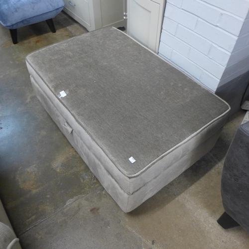 1520 - A mink upholstered ottoman footstool